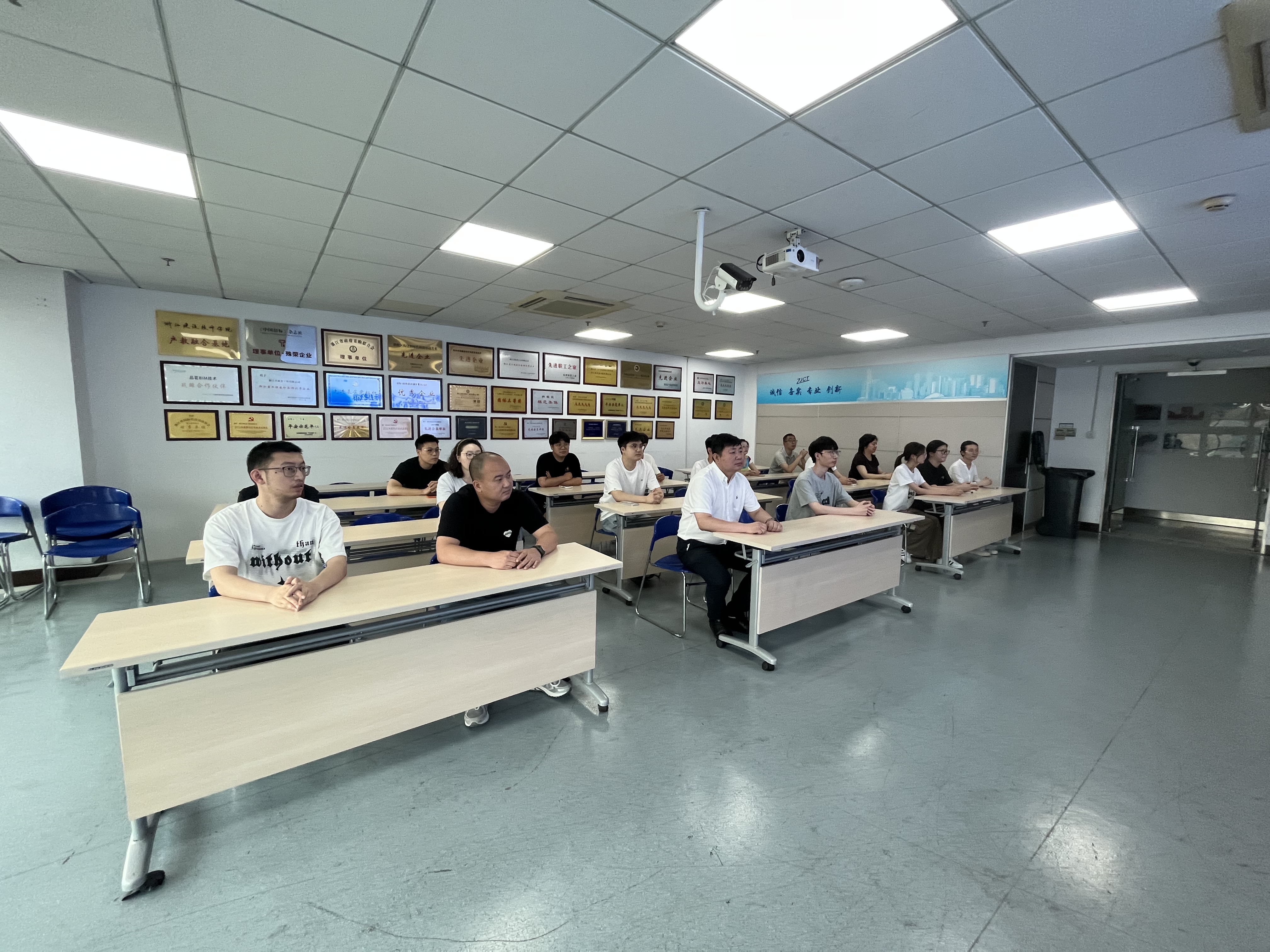 提效赋能・规范提质｜成套工程开展浙江省统一招投标平台实操培训